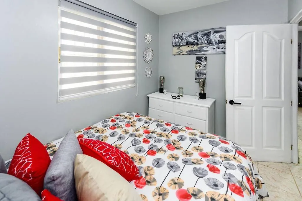Апартаменты Hermosa Suites #1 In The Heart Of Пунта-Кана Доминиканская Республика
